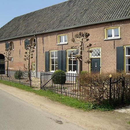 阿珀尔特伦住宿加早餐旅馆 Appeltern 外观 照片